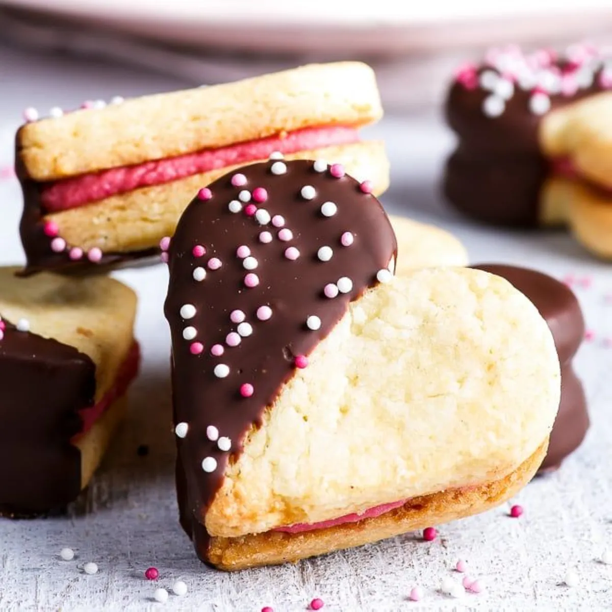 Chocolate-Dipped Cookies Dip half of your Valentine’s cookies in white, milk, or dark chocolate. Add sprinkles, edible glitter, or crushed freeze-dried strawberries for a romantic touch.